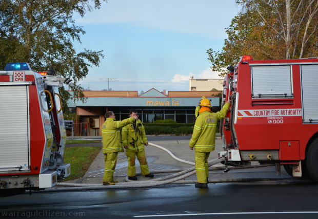 mawarra fire 3 may 2014 by william pj kulich for the warragul citizen 2